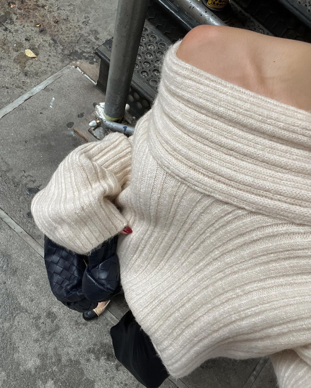 Marissa Off-Shoulder Pullover